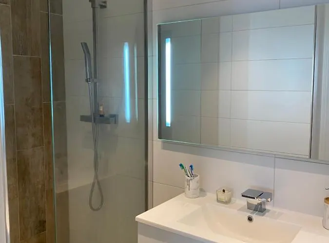 Superbe A Parking Prive Клермон-Ферран